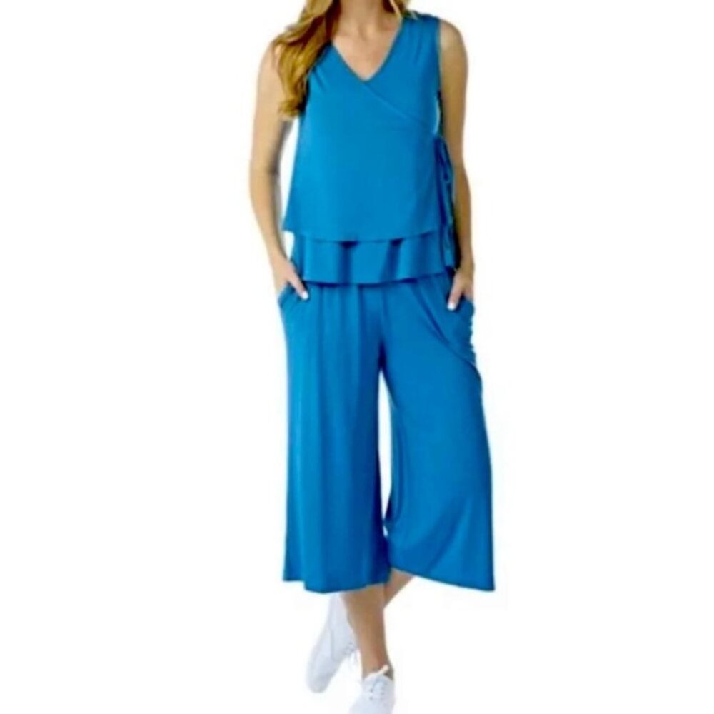 LNBF Turquoise Bamboo Wrap Tank and Culotte Stretch Set Size Medium